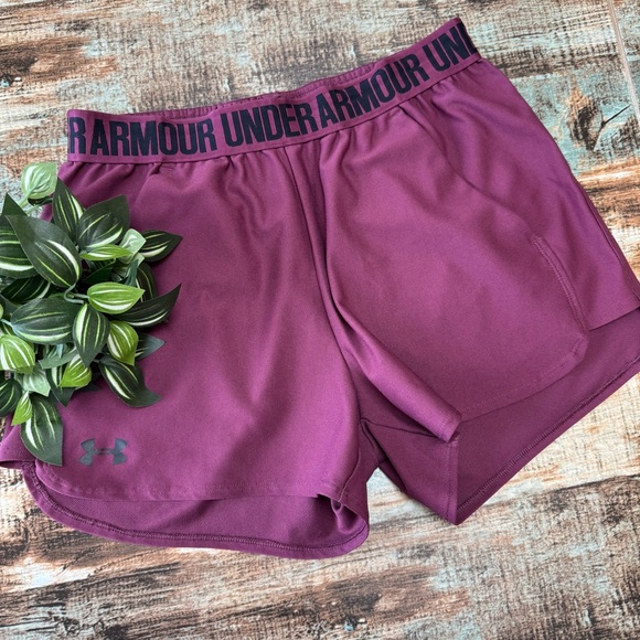 Under Armour Pants - Women’s Under Armour Athletic Shorts | #A4